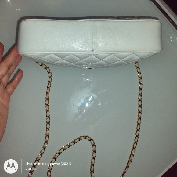 Authentic Vintage Givenchy Crossbody Bag with Gold Chainlink Strap - Picture 9 of 17